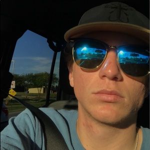 Meet your Posher, Chase